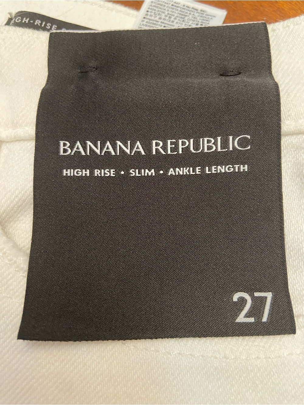 NWT! Banana Republic High Rise Ankle Length Distressed Jeans - White - Size 27 - Picture 2 of 5
